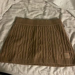 Alo yoga cable knit winter bliss mini skirt toasted almond